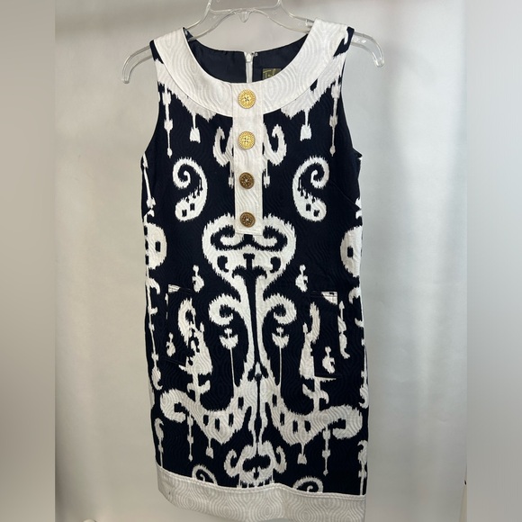 Dresses & Skirts - Taylor women’s dress 👗